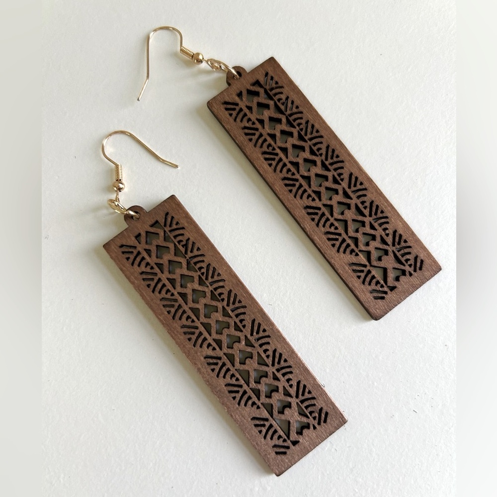 Hawaiian style wood earrings, Hawaii, tribal, native design